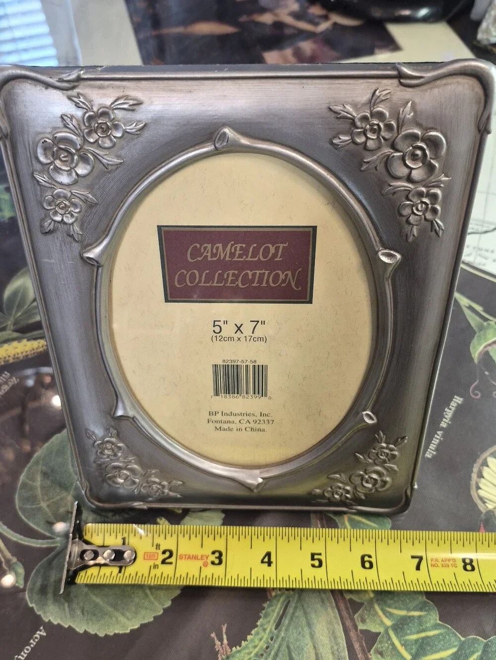 N/A picture frame